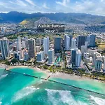 Diamond Head And Ocean View Condo With Parking